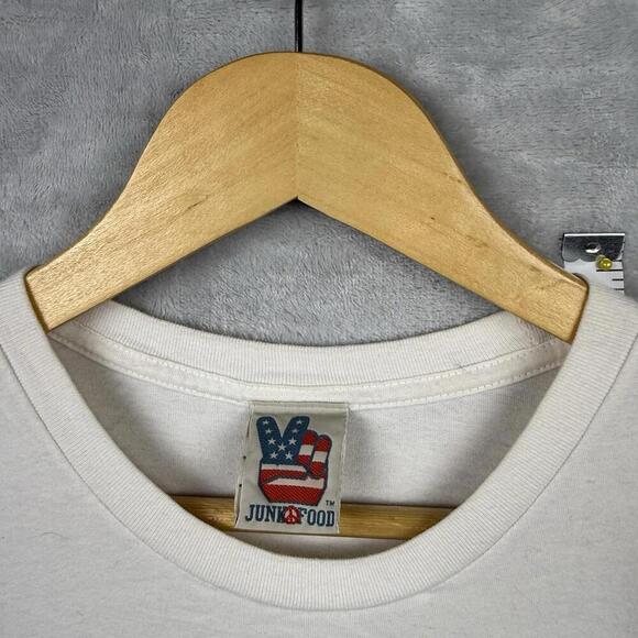 Star Wars The Force Awakens Kylo Ren Graphic Tee Junk Food Men Size M 2015 Y2K - Picture 3 of 7